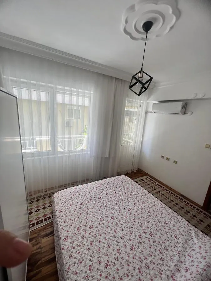 600 Meters To Konyaalti Beach 1+1 Antalya Appartement